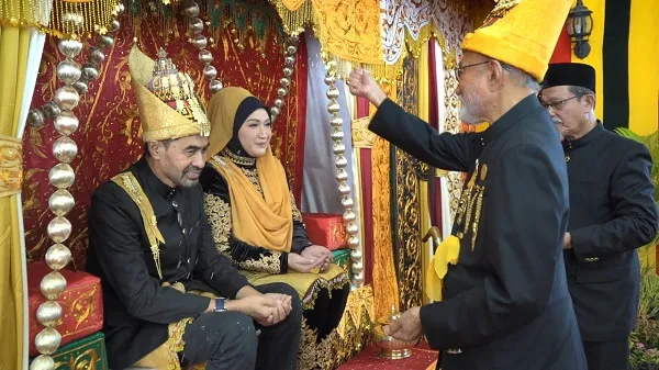 Mualem Resmi Dilantik Sebagai Waliyul “Ahdi