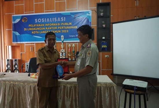 Diskominfo Dan BPN Sosialisasi Pelayanan Informasi Publik