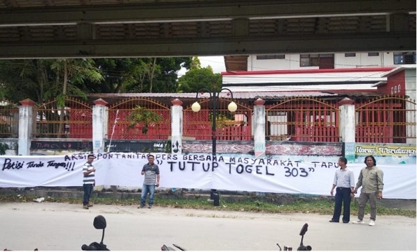 Judi Togel Singapura, KIM, Dan Sidney Beredar Di Taput