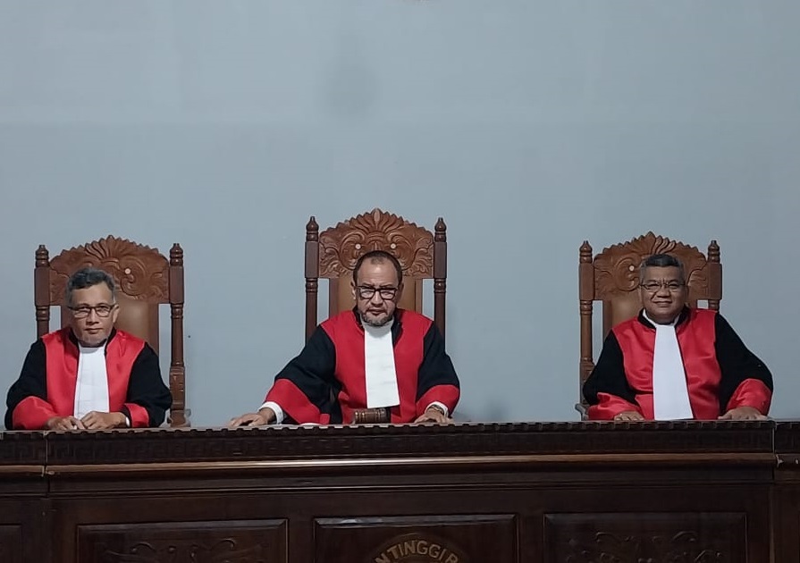 Majelis Hakim PT Aceh Perberat Hukuman Koruptor Alat Pertanian Abdya
