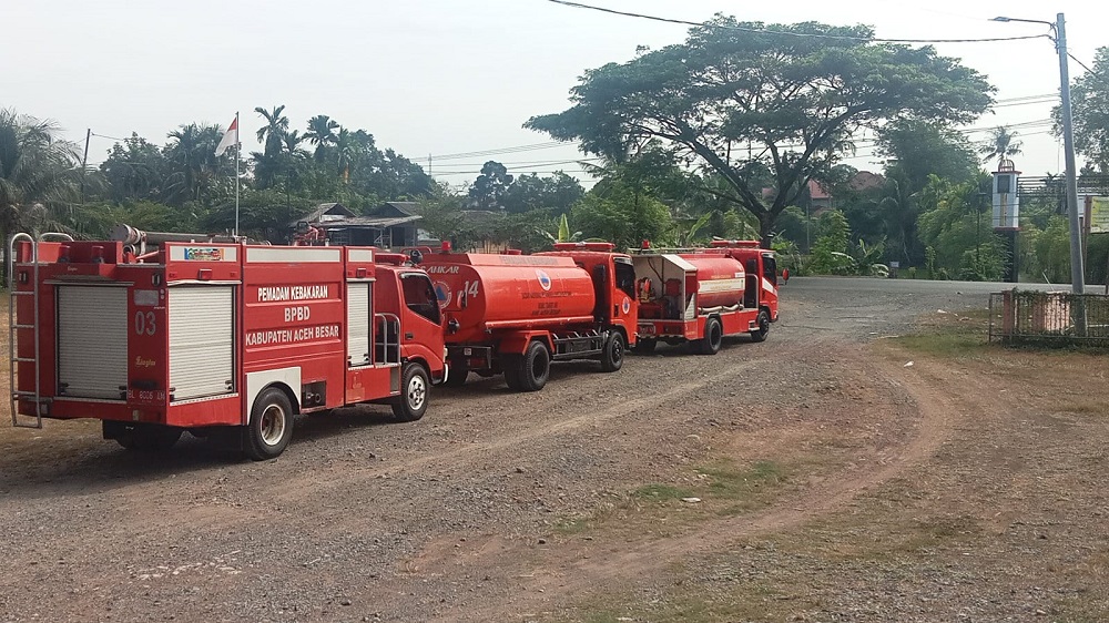 BPBD Aceh Besar Terus Suplai Air Bersih Ke Lhoknga