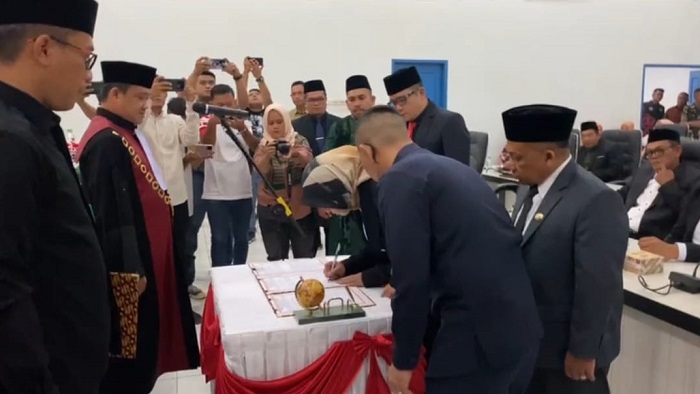 Erwin Efendi Lubis Kembali Menjadi Ketua DPRD Madina