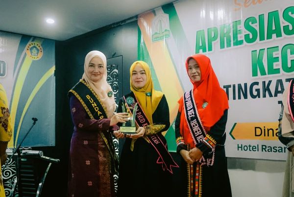 Yusi Ulandari Nawafil Raih Juara 1 Bunda PAUD Se- Aceh