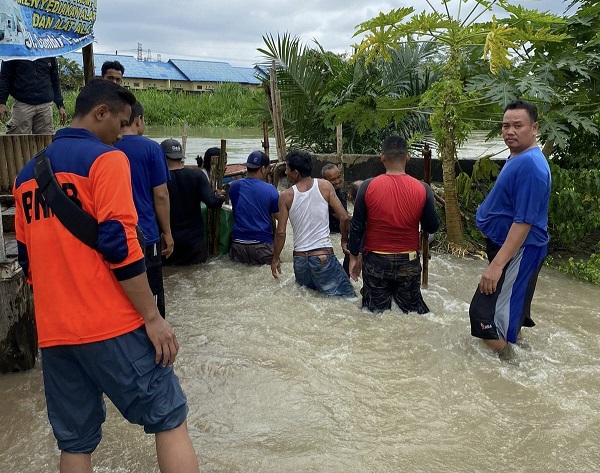 1 Anak Meninggal Dunia Saat Banjir Di Tamora