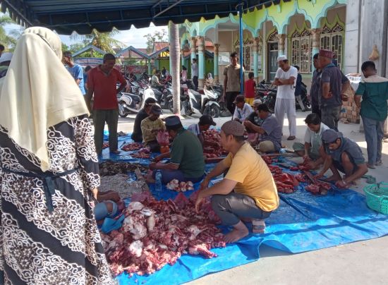 Labuhanruku Sembelih 27 Hewan Kurban