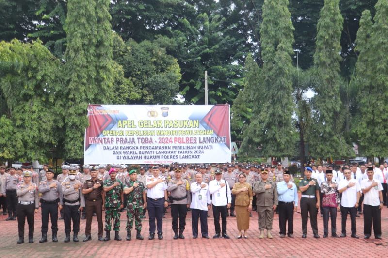 Polres Langkat Apel Pasukan Ops Mantap Praja Toba 2024