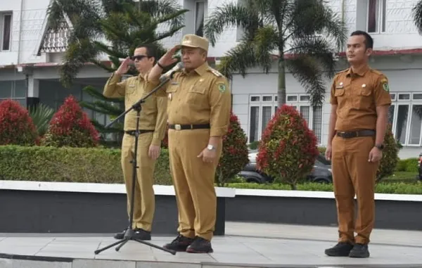Bupati Tapsel Instruksikan Kinerja 2023 Sesuai Visi Misi