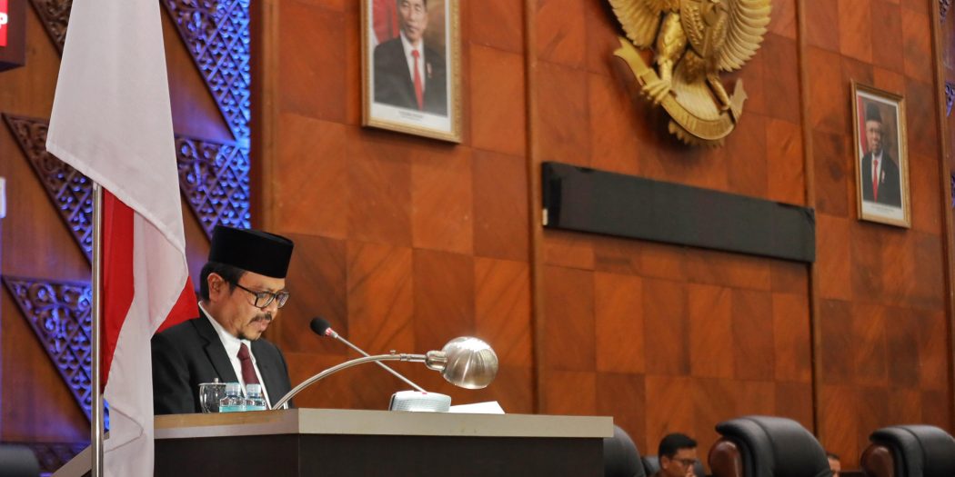 Pemerintah Aceh Sampaikan 7 Raqan Dalam Paripurna DPRA