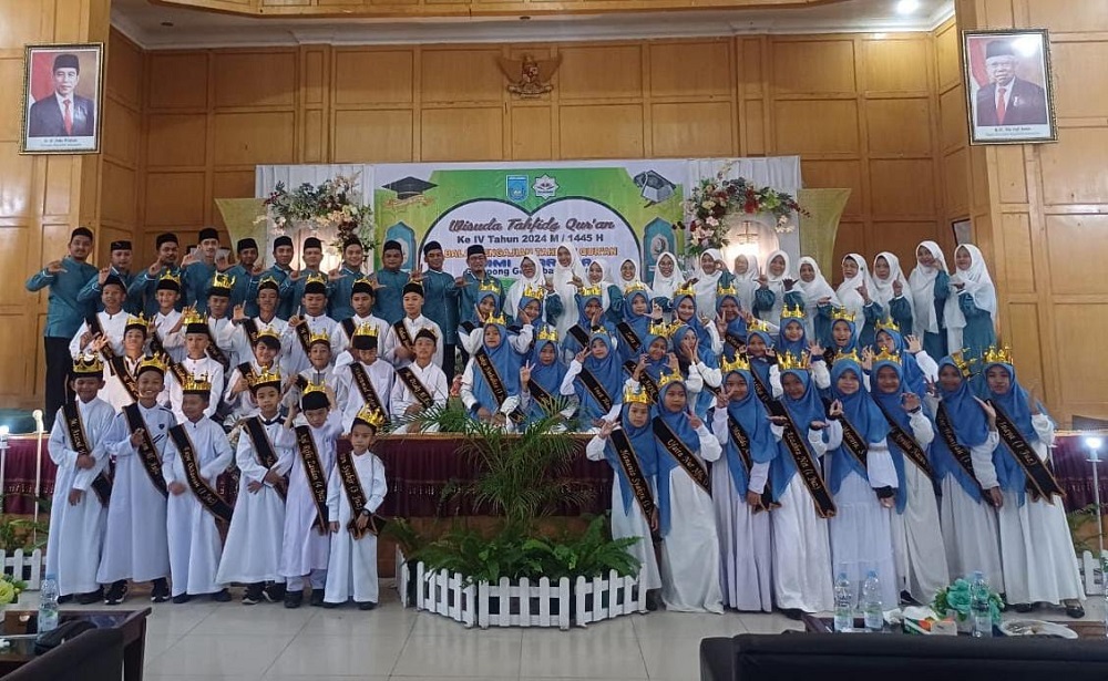 BPTQ Ummi Mariana Wisuda Tahfiz Angkatan IV