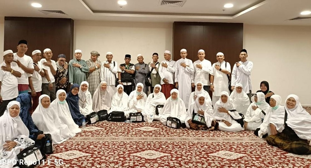 Meski Terserang Batuk, Jamaah Haji Kloter 12 Doakan Negeri Betuah Aceh Singkil