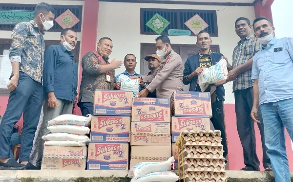 PT BPRS TCD Sigli Bantu Pengungsi Rohingya