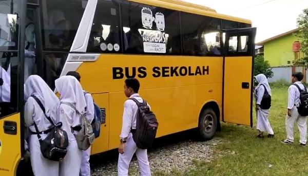 Pemkab Bantu Transportasi Antar-jemput Pelajar SMKN 4 Kutacane