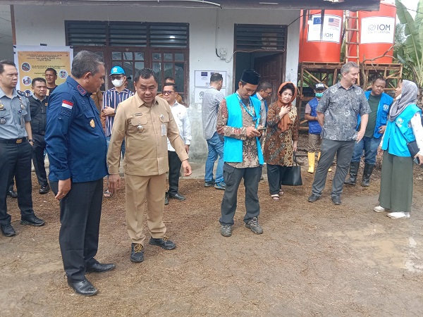 Asdep Kemenkopolhukam Tinjau Imigran Rohingya