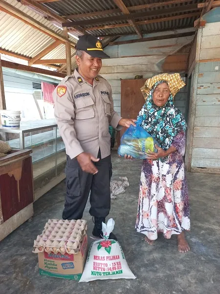 Kasetum Polda Aceh Salurkan Bantuan Korban Banjir Agara