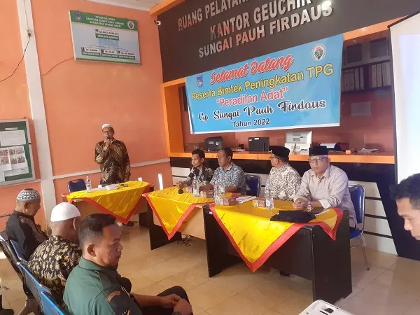 Sungai Pauh Firdaus Adakan Bimtek Peradilan Adat
