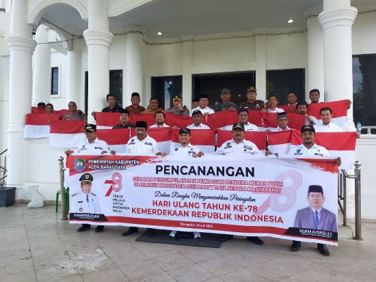 Jelang HUT Kemerdekaan, Pemkab Abdya Bagikan 22 Ribu Lebih Bendera Merah Putih