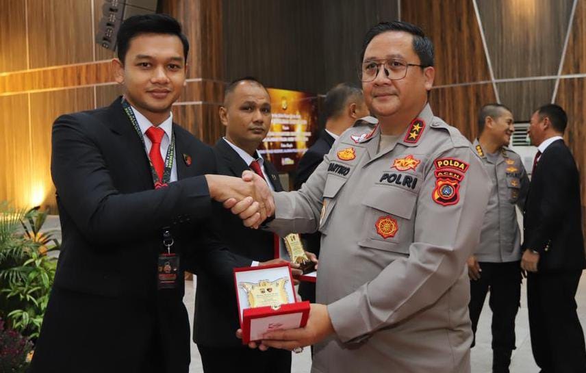 Polres Aceh Timur Peringkat I Penginputan Dokumen Melalui Aplikasi EMP