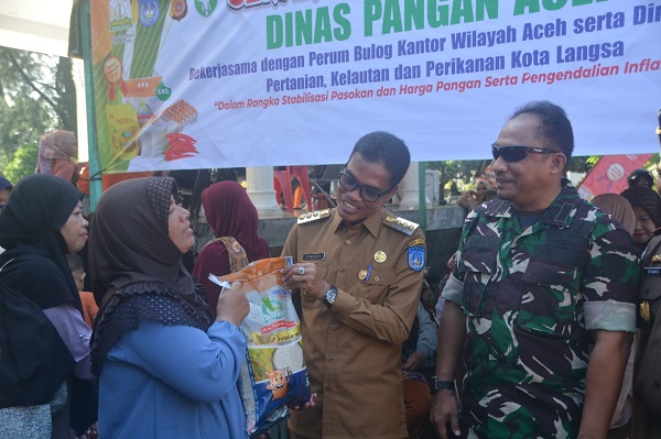 Pj Wali Kota Langsa Tinjau Bakti Sosial Kesehatan