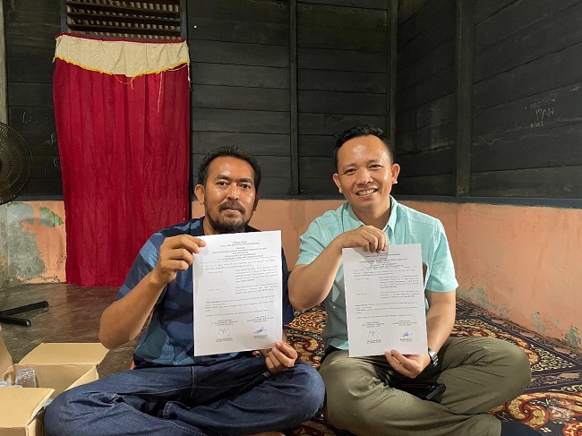 IP UBP Pangkalansusu Serahkan Bantuan Freezer Kepada Kelompok Mitra Binaan