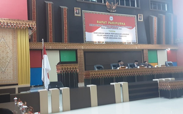 Kisruh Berakhir, DPRK Kembali Bahas Raqan PP APBK Agara 2022
