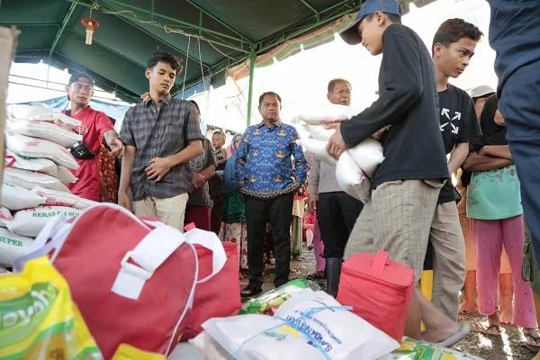 Banjir Surut, Bupati Sergai Tinjau Logistik Dan Kondisi Warga
