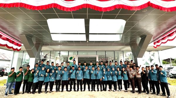 Karyawan BPJamsostek P.Sidimpuan Terima Penghargaan Di HUT Ke-78 RI