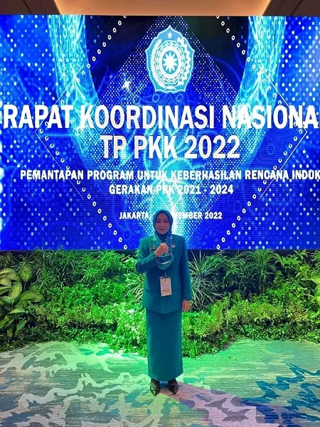 Ketua TP PKK Madina Hadiri Rakornas