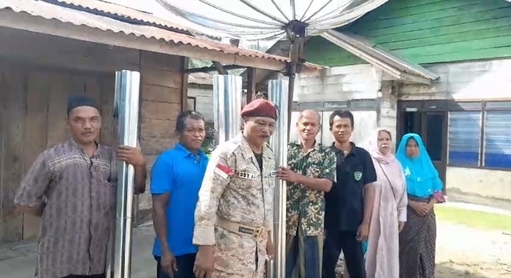 Ketua Gerindra Sumut Bantu Warga Korban Kebakaran