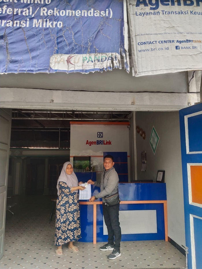 BRI Unit Aek Loba Berikan Emas Kepada Pemenang Racing FBI AgenBRILink 2024