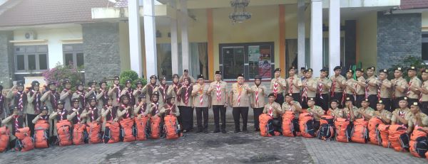 Plt. Bupati Palas Lepas Kontingen Kwarcab Palas Ke Raimuna Daerah