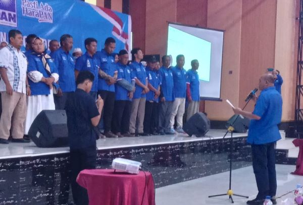 DPC Dan DPRt PAN Batubara Dilantik