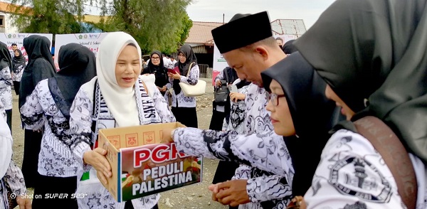 Aksi Solidaritas, Ribuan Guru Di Pidie Galang Dana Untuk Palestina