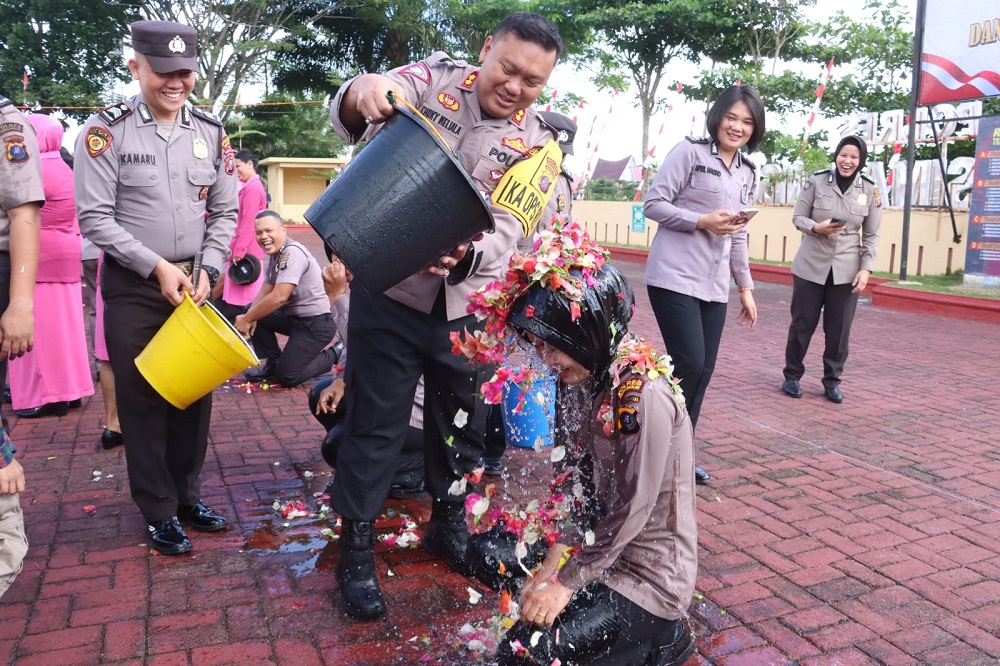 26 Personel Polres Simalungun Naik Pangkat, 2 Purnabakti