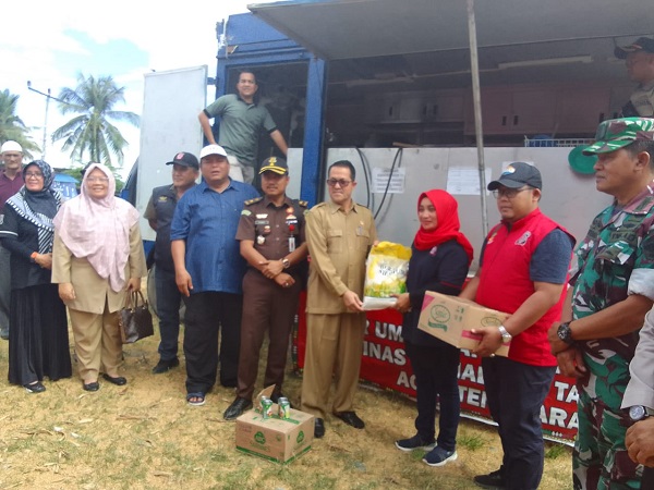 Bantuan Masa Panik Korban Banjir Di Agara Mengalir