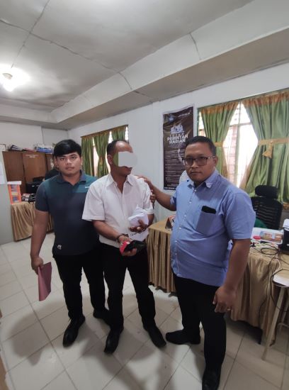 Kejari Taput OTT Oknum LSM Peras Kepala Sekolah