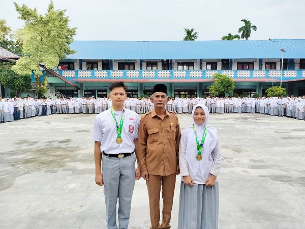 Siswa SMAN 3 Langsa Sabet Medali Emas Putra Dan Putri