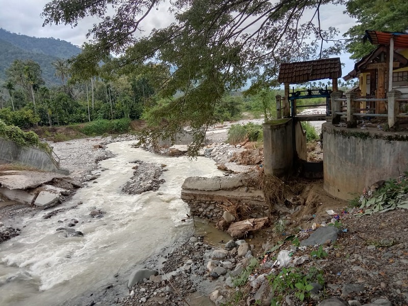 Petani Dua Kecamatan Minta Pemkab Agara Perbaiki Irigasi Ambruk