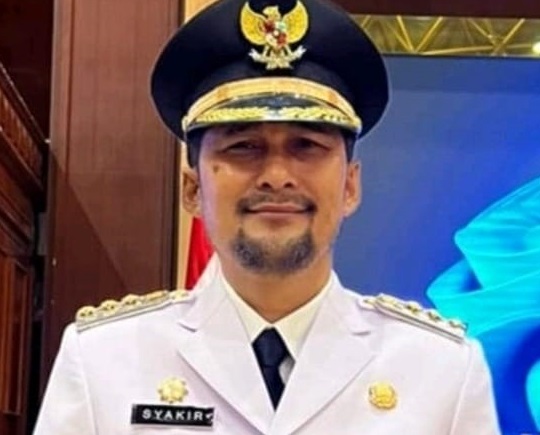 Pj Bupati Agara: Kibarkan Bendera Merah Putih