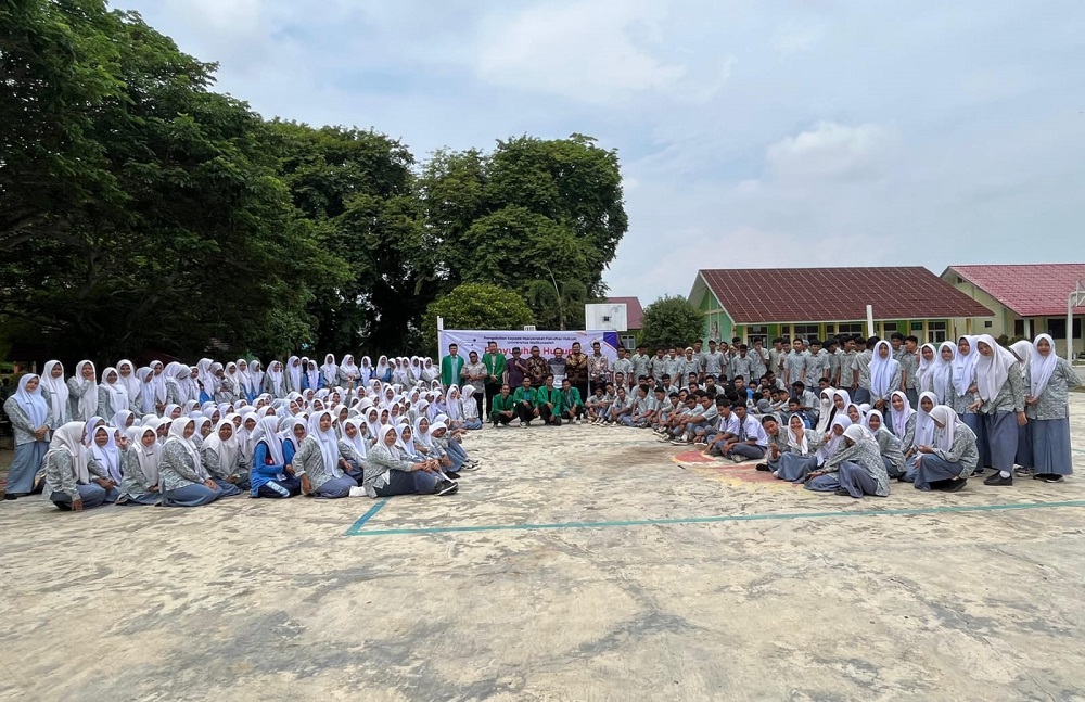 Dosen FH Unimal Gelar Penyuluhan Hukum Di SMA Negeri 1 Dewantara