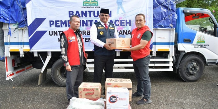 Pj Gubernur Kirim Bantuan Korban Kebakaran Simeulue