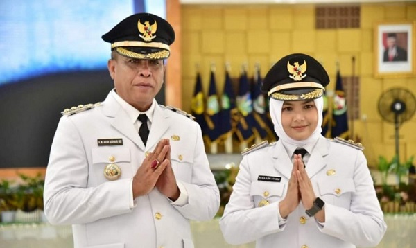 Sukhairi-Atika Satu Tahun Lagi