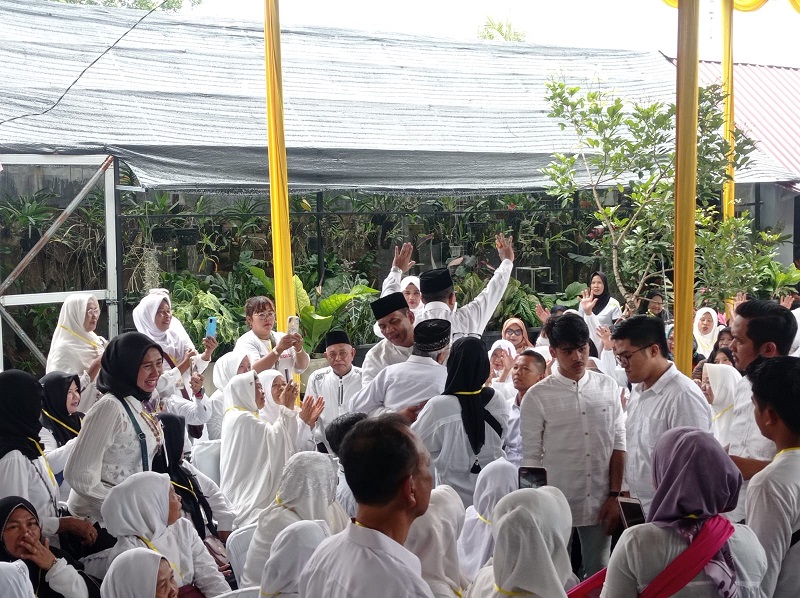 Rabu, Zainuddin-Hendro Daftar Ke KPU, Ribuan Massa Beri Dukungan