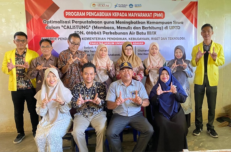 Dosen UNA Optimalkan Perpustakaan Tingkatkan Calistung Di SDN 010043 Perk Airbatu