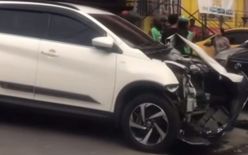 Dua Supir Ugal-ugalan, 4 Mobil Jadi Korban Di P.Siantar