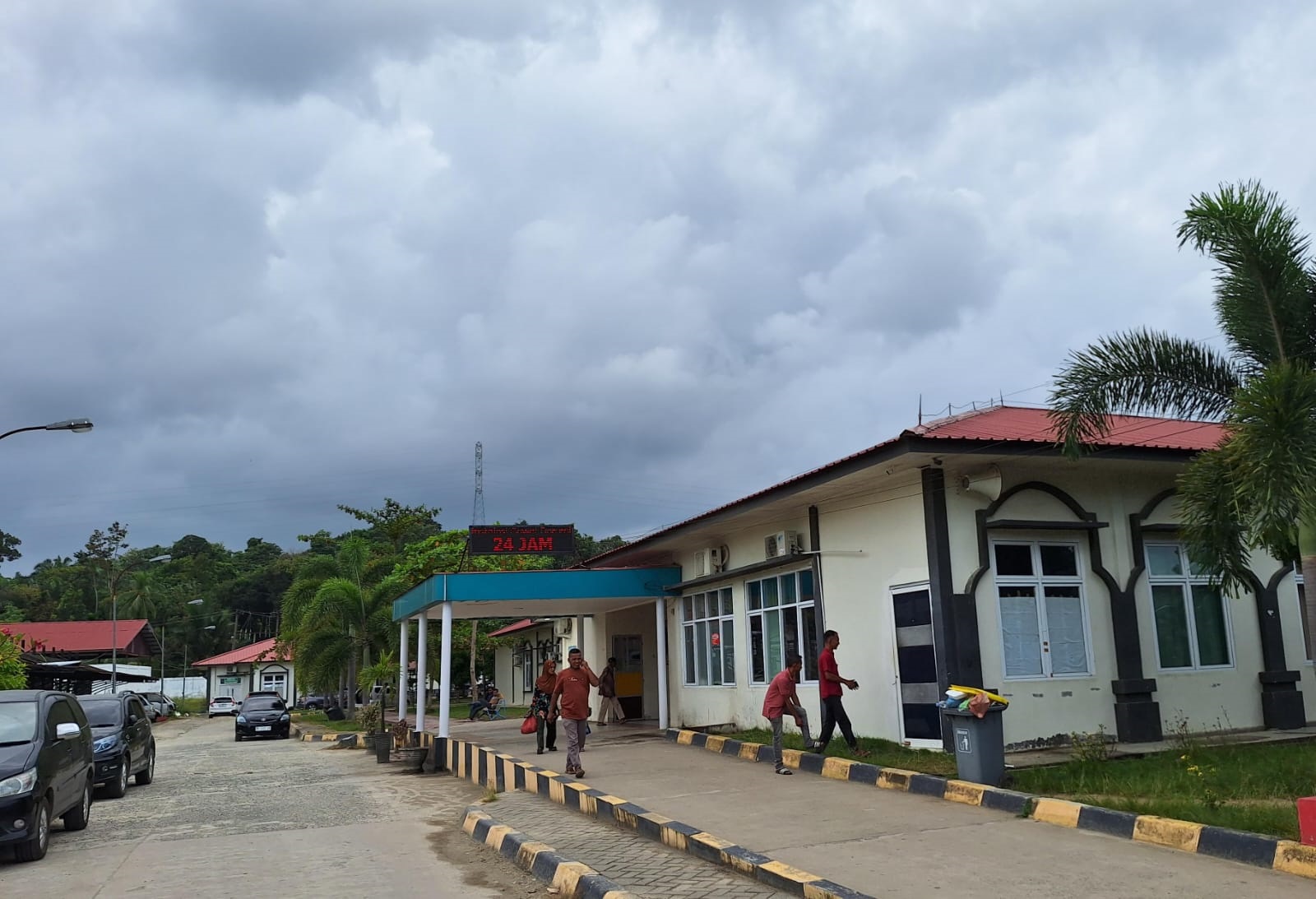 Pasien Kerap Menumpuk Di IGD, Medco Diharap Tambah Ruang Inap RSUDZM