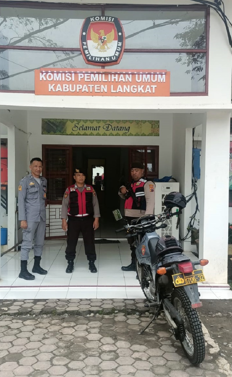 Samapta Polres Langkat Patroli Dialogis Ke KPUD Dan Bawaslu 