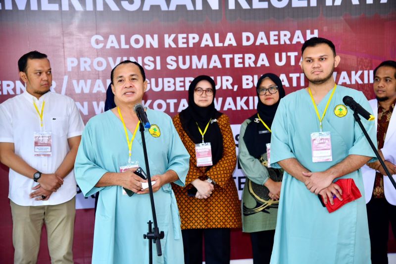 Zahir-Aslam Periksa Kesehatan Di RSU Haji Medan