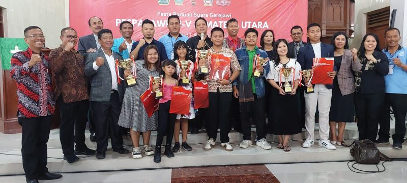 Ketua Umum LPPD Toba Apresiasi Perolehan Medali Kontingen Toba