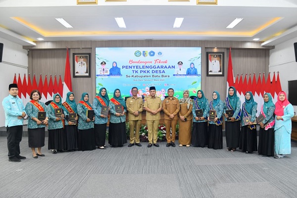 Wujudkan TK PKK Desa, Bupati Zahir Beri Motivasi