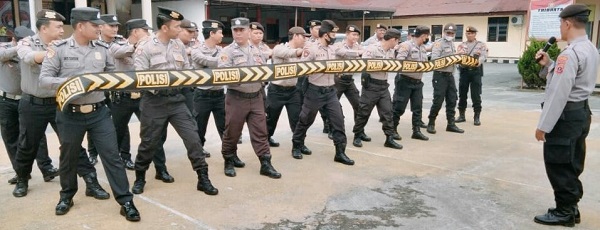 Persiapkan Mental Dan Fisik, Personel Polres P.Siantar Latihan Dalmas